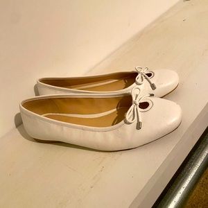Size 9.5 Alex Marie flats barely worn in off white color